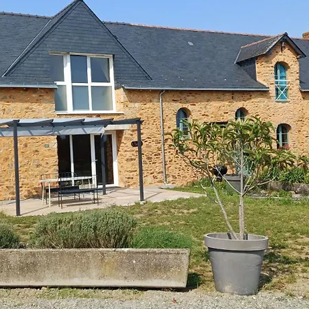 Prázdninový dům Logis De La Provosterie Clicro