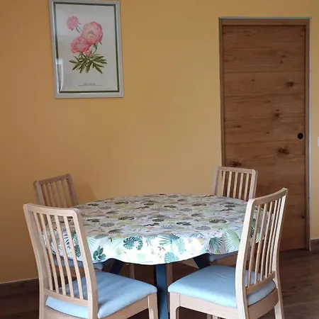 Prázdninový dům Logis De La Provosterie Clicro Ahuillé